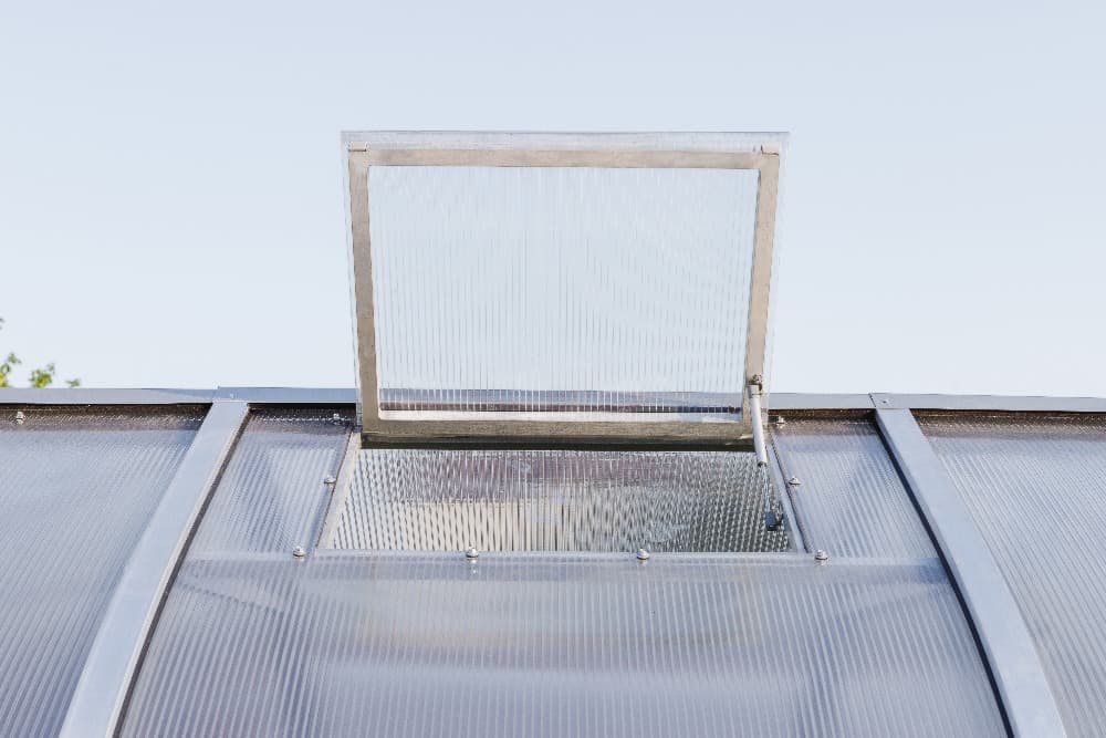 RAINDROP MD9 10'x29' with two doors at both ends and three roof windows